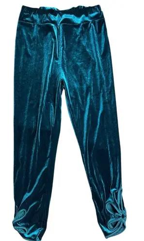 SheIn  green velvet pants with flower design size m‎ thumbnail 1