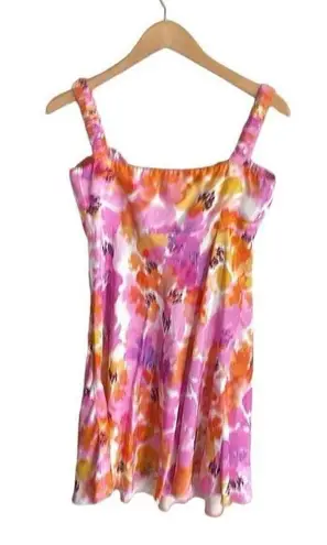 NICHOLAS Simie Gathered Floral