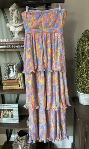 Amur Laine Tiered Floral Evening Gown Painter Scaevola Womens Size 6 Pink