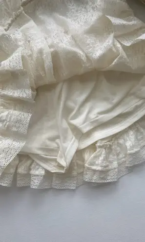 ZARA  lace mini skirt 