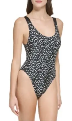 Calvin Klein  Black and White Pleated One Piece Swimsuit Size Large thumbnail 1