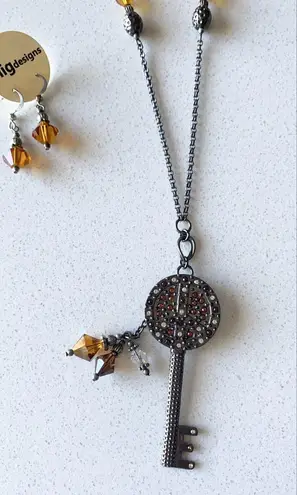 Boutique Dark Silver Orange Crystal Set