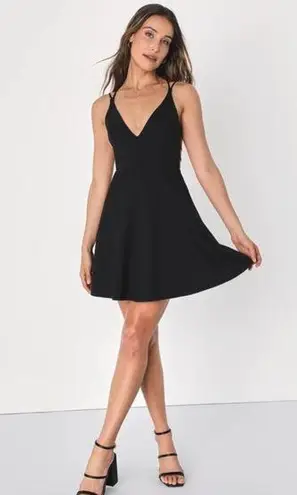 Lulus Women’s Believe in Love Black Backless Skater Dress Size Medium