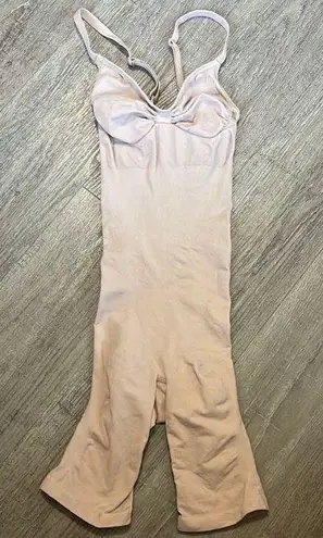 SKIMS Mid Thigh Sculpting Bodysuit S/M