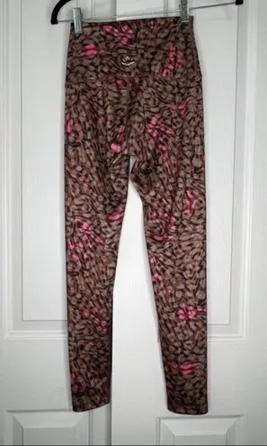 Beyond Yoga Lux Print High Waisted Midi Legging Electric Cheetah