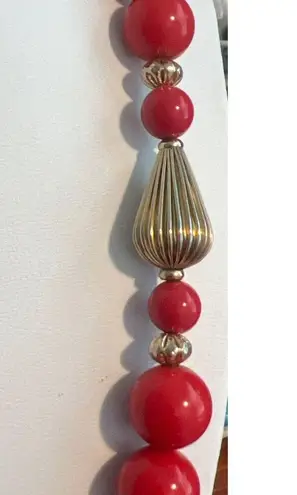 Vintage 80s Red Acrylic Bead Necklace Gold Textured Accents Made In Korea 30"