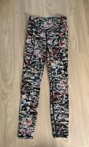 Lululemon  Break Free Tight Legging 25”Culture Clash Starlight Black Sz4 Like New