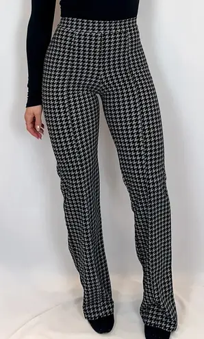Stylish Black and grey Houndstooth Women's Pants