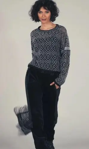 NWT BEATE HEYMANN SWEATER FLOCK OPEN LATTICE Size 4 Gray