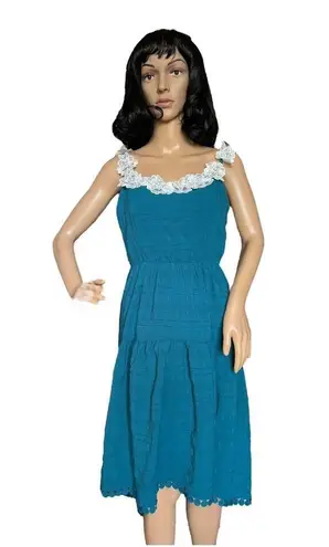Daisy tiered smocked open back with bow high low dress size medium Blue - Image 8