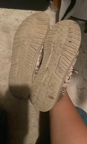 Hey Dude  thumbnail 3