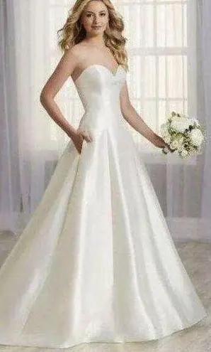 Christina Wu New bridal gown