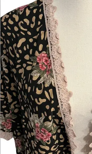 G by Gena Accessories Black Floral Kimono Size undefined