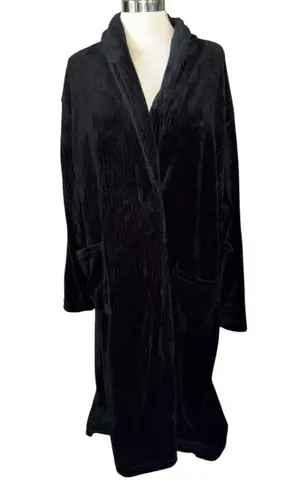 Hotel Spa Collection robe long sleeves fold down lapels soft one size fits most