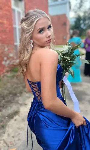 Sherri Hill Prom