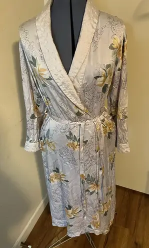 Vintage WinterSilks 100% Silk Floral Collared Robe / Kimono Yellow Size M