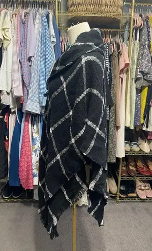 Women’s Shawl/Wrap Color Black & Silver. One Size Fits All.