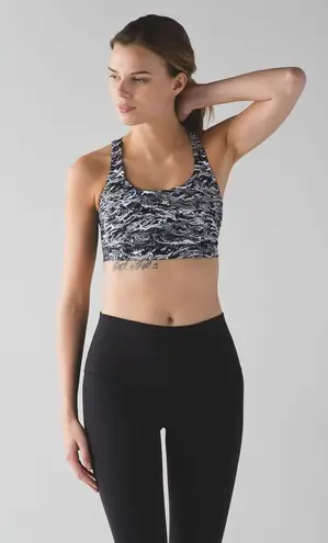 Lululemon Energy Sports Bra