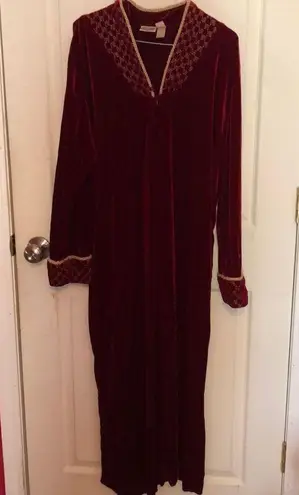 Vintage adonna red velvet zippered robe sz L Size L