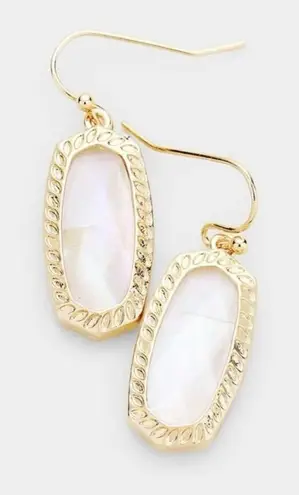 Brand New Boutique Mother Of Pearl Hexagon Stone Dangle Earrings in Gold