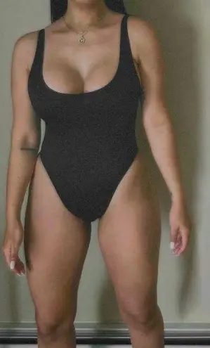 SKIMS One Piece ScoopNeck Swimsuit NWT XL