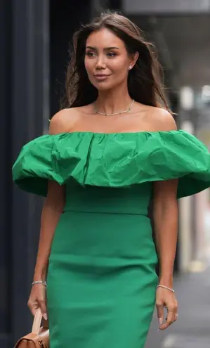 Rebecca Vallance Green Virgil Off