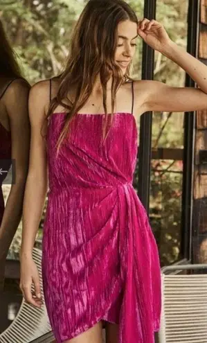 Saylor NWT Aurelie Pink Velvet Mini Dress Size XS