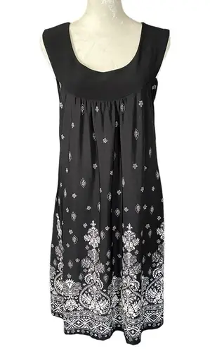 Body Central women’s black and white shift dress size small