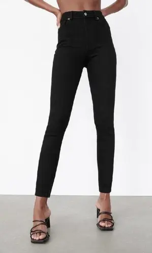 ZARA  High Waist Skinny Vintage Jeans Black Size 8 Stretch Denim