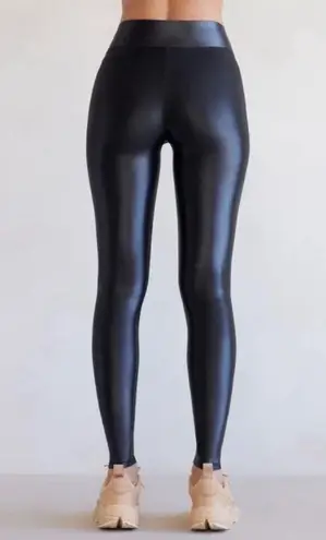 Carbon 38 Legging in Takara Shine Full-length
High Rise Black Moto Comfy Size S