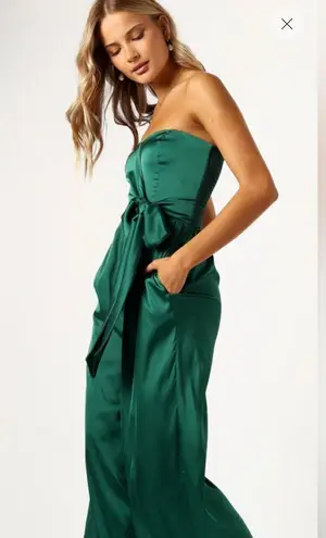 Aakaa TANYA STRAPLESS JUMPSUIT - EMERALD