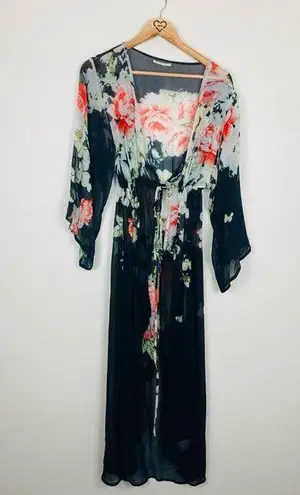 Floreat Anthropologie full length open tie front kimono black with floral print. Pink Size M