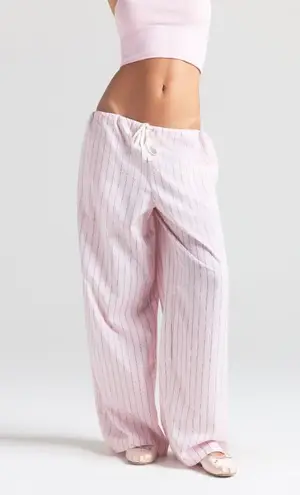 SKIMS Cotton Poplin Straight Leg Pant in Pale Pink Pencil Stripe, Size Large