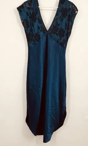 Adonna Womens VTG Satin M Long Nightgown Blue Floral Lace Rare Sexy Dress Goth