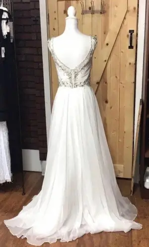 White Pageant / Prom Dress Size 6