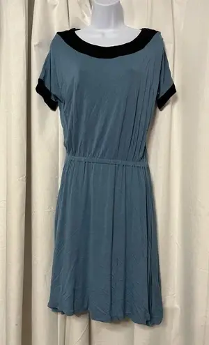 Loveappella Women’s Mid Length Black & Blue Rayon Dress Size Small