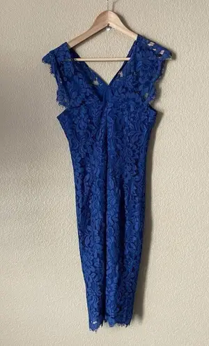 Set Scalloped Lace Dress Size 4