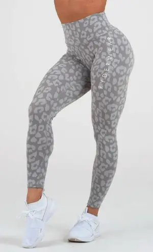 Ryderwear High Waist Instinct Scrunch Bum Leggings in Leopard Grey Size Small