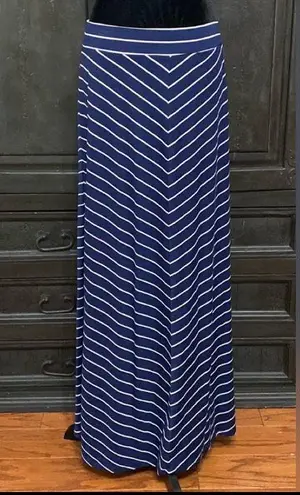 Cato stripe Navy blue & White long skirt. Size small