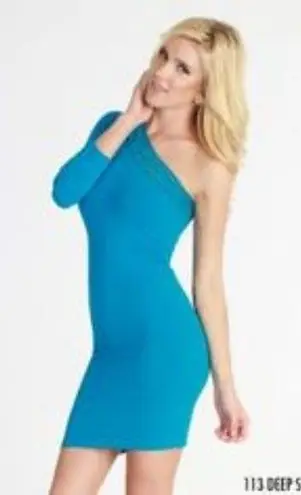 NIKIBIKI NEW Blue One Shoulder with Lace Neckline 3/4 Dress