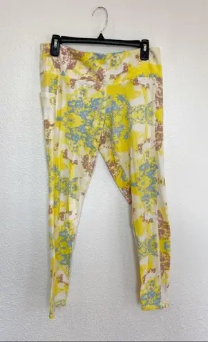 Francesca's Yellow Tie Dye Leggings