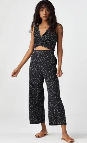 VETTA Capsule Black Ditsy Floral Wide Leg Trouser Pants Size 16 Made USA Tencel