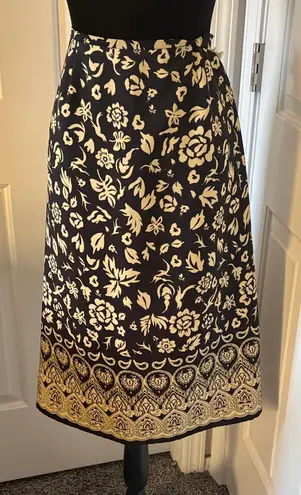 Unique Vintage Black and Cream Floral A-Line Skirt