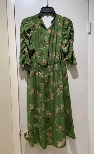 Bobeau Cinch Sleeve Smocked Waist Dress Size Medium