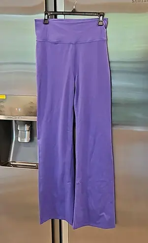 Girlfriend Collective 💕💕 Compressive Flare Legging Wild Iris Purple Large L NWT