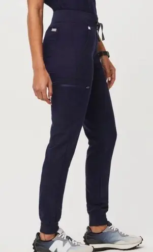 FIGS Zamora Jogger Style Scrub Pants