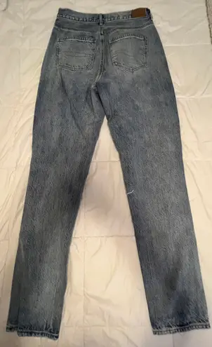 American Eagle Outfitters Mom Jeans