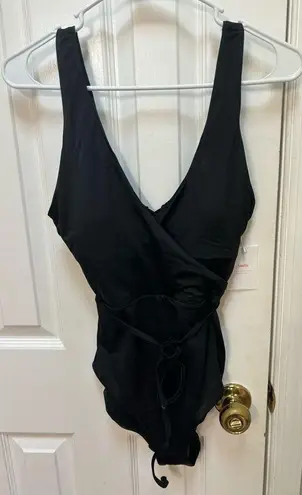 ANDIE The Belmar One Piece Black Size Small New With Tags