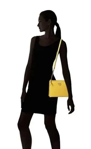 Salvatore Ferragamo 21L013 Trifolio Gancini Logo Leather Crossbody Shoulder Bag