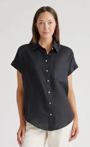 NWT QUINCE Women's Black Button